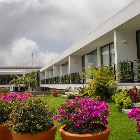 Villa Internacional Hotel & Club Cuernavaca Buitenkant foto