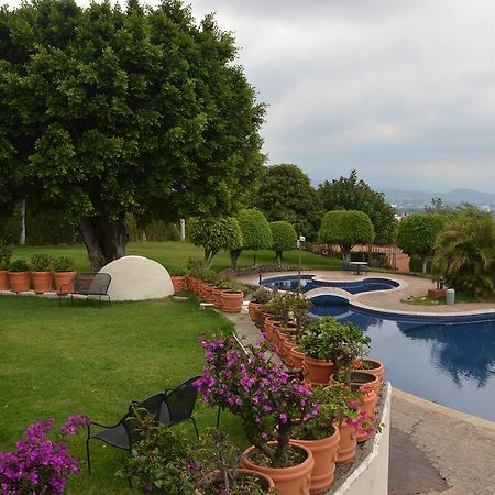 Villa Internacional Hotel & Club Cuernavaca Buitenkant foto