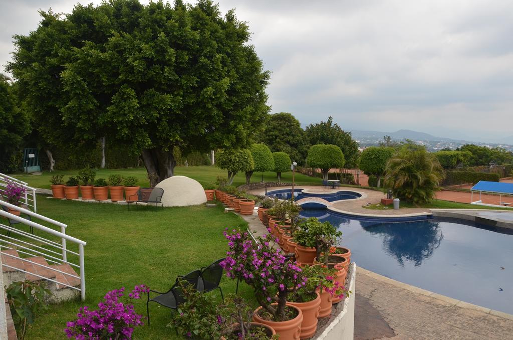 Villa Internacional Hotel & Club Cuernavaca Buitenkant foto
